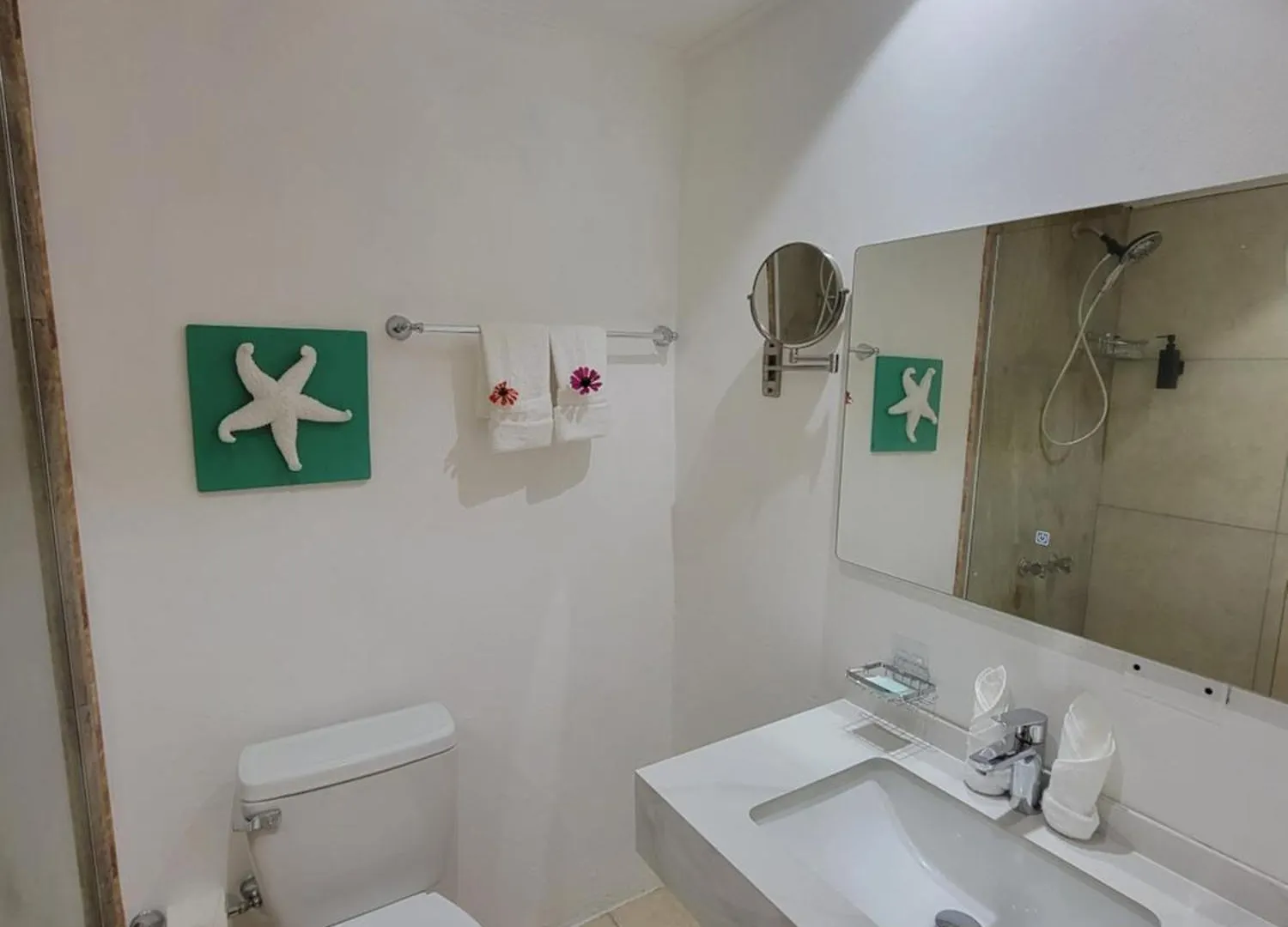 فندق Merrils Deluxe At Veraclub نيغريل