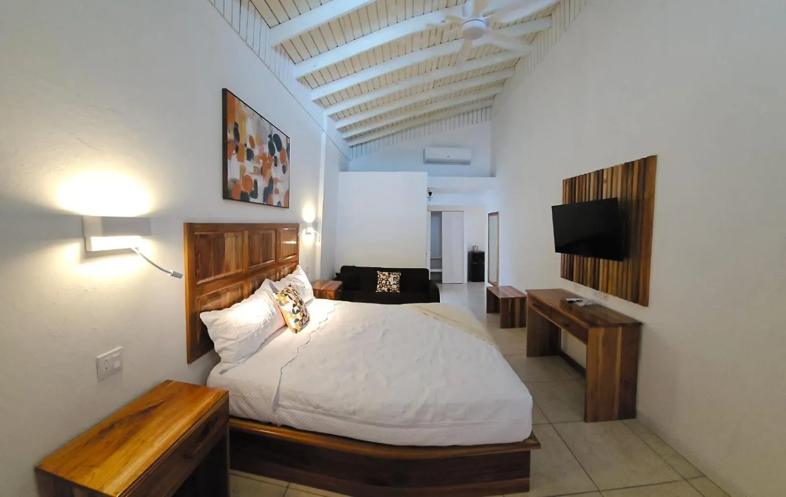 Merrils Deluxe At Veraclub نيغريل جامايكا